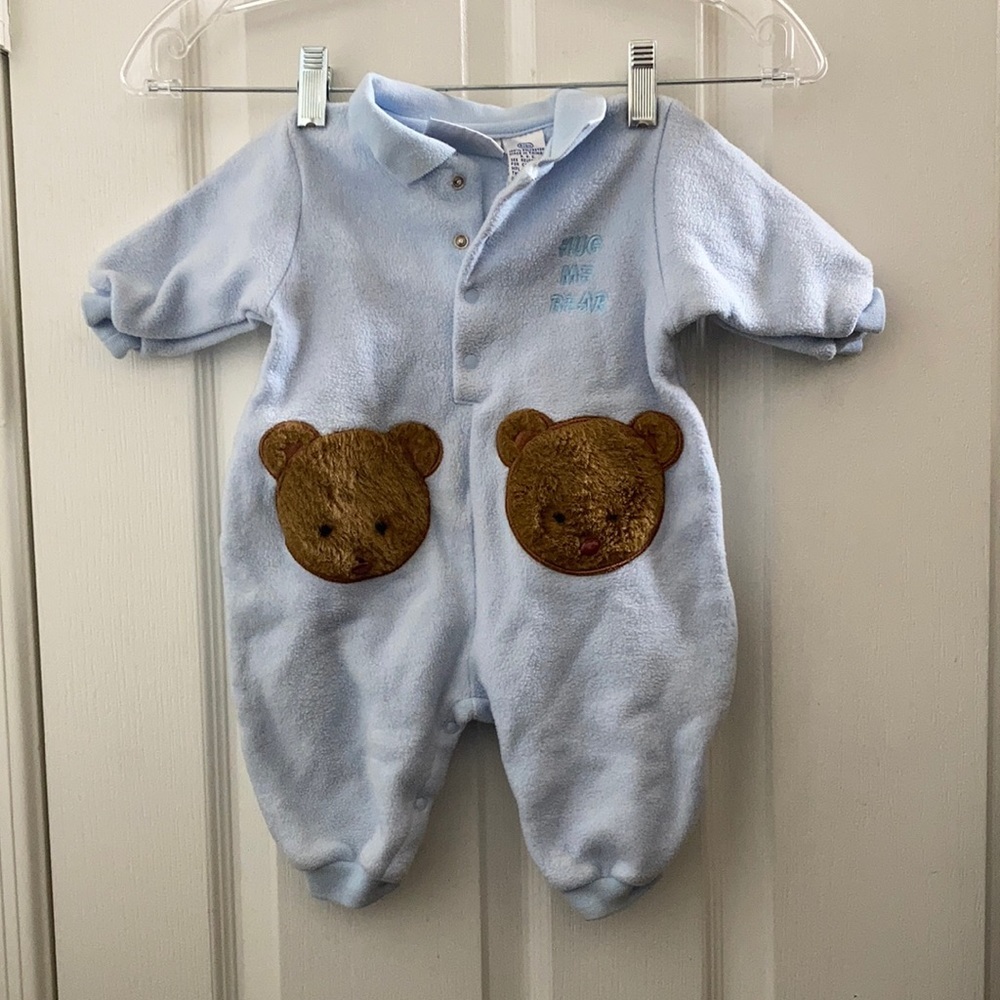FINAL MARKDOWN Infants’ first impressions “Hug Me Bear” One-Piece (3/6M)
